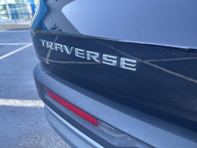 used 2025 Chevrolet Traverse car, priced at $33,800