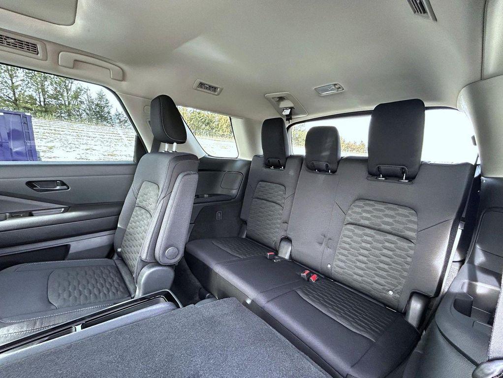 new 2025 Nissan Pathfinder car, priced at $37,575