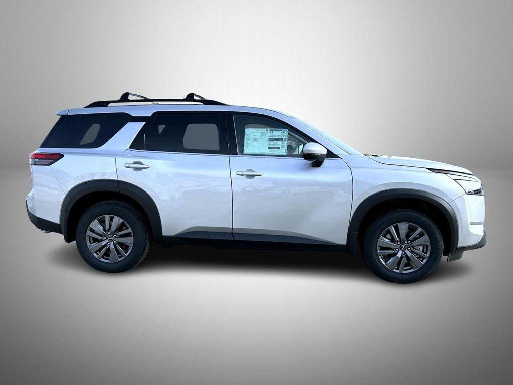 new 2025 Nissan Pathfinder car, priced at $37,575
