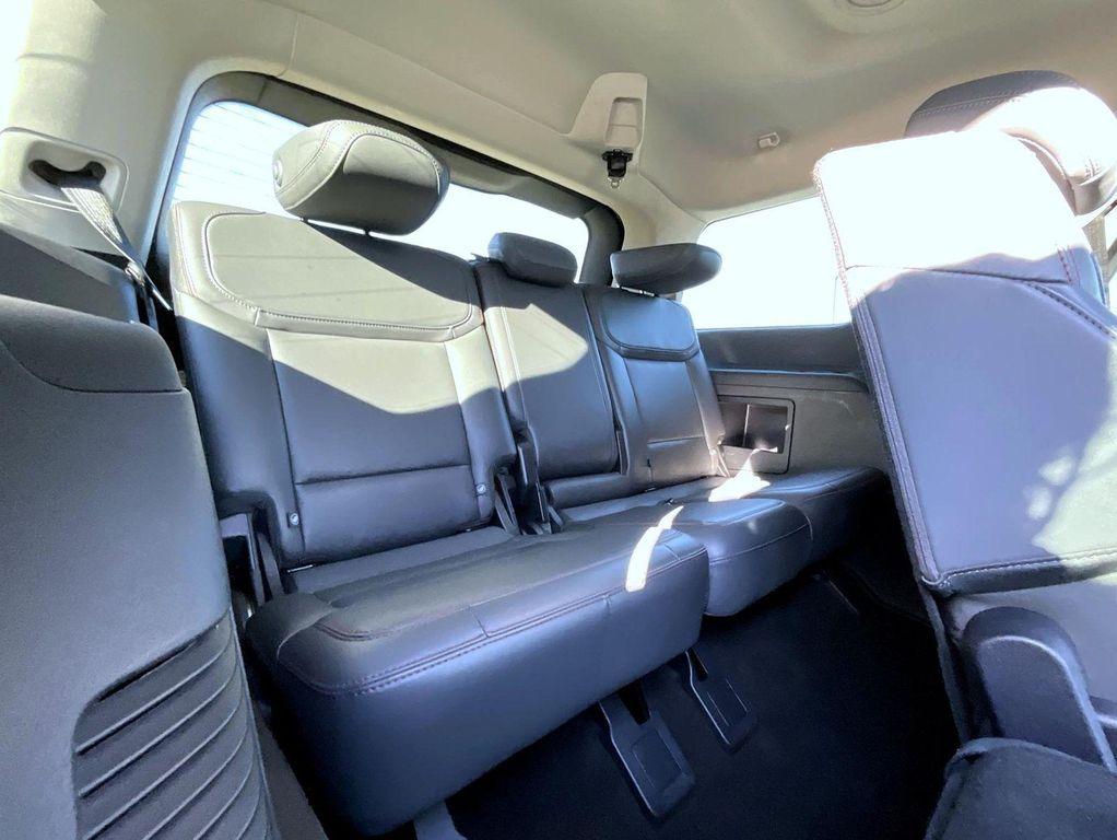 used 2025 Ford Expedition car, priced at $60,129