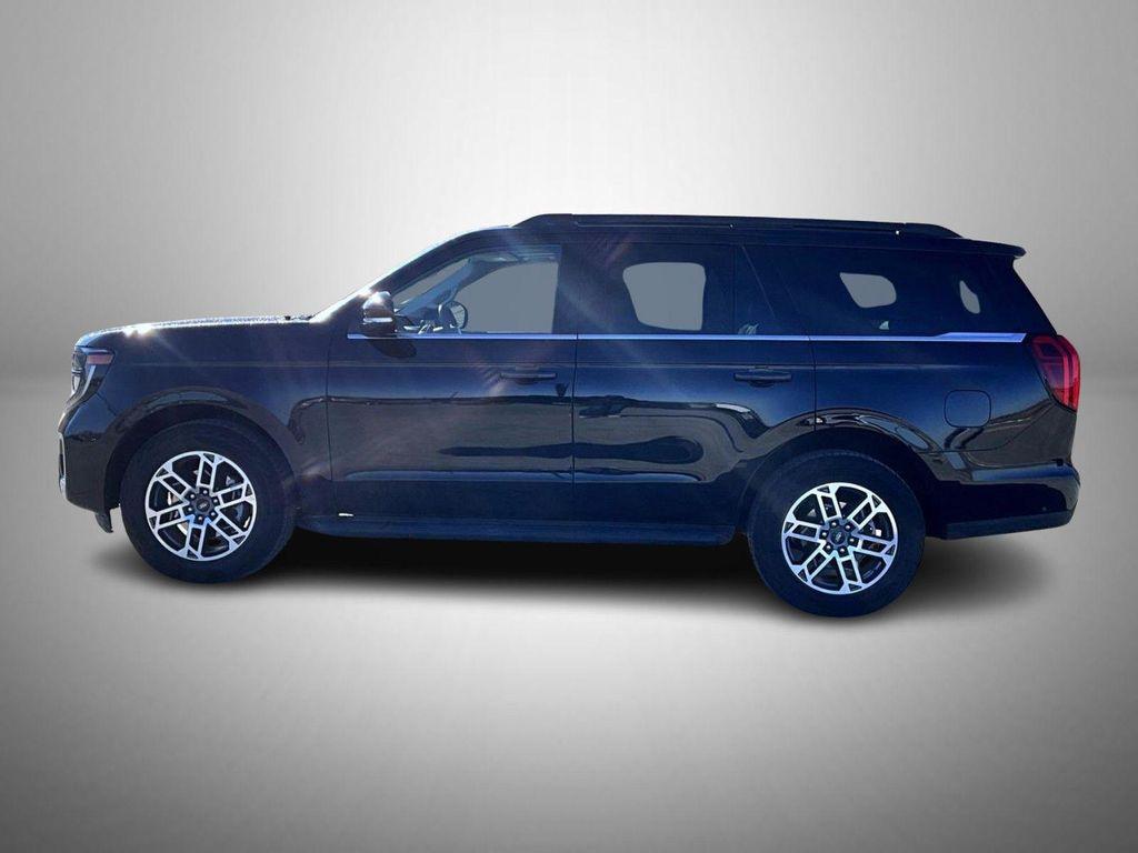 used 2025 Ford Expedition car, priced at $60,129