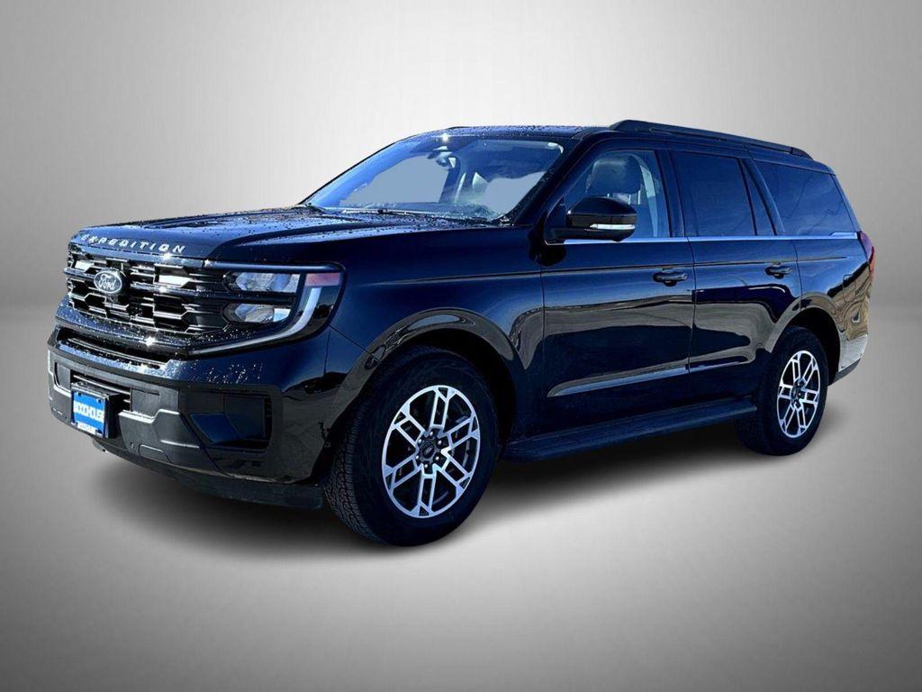 used 2025 Ford Expedition car, priced at $61,111