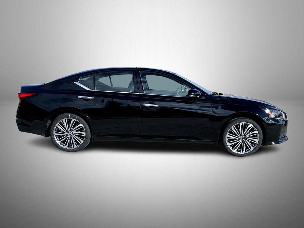 new 2025 Nissan Altima car, priced at $32,997