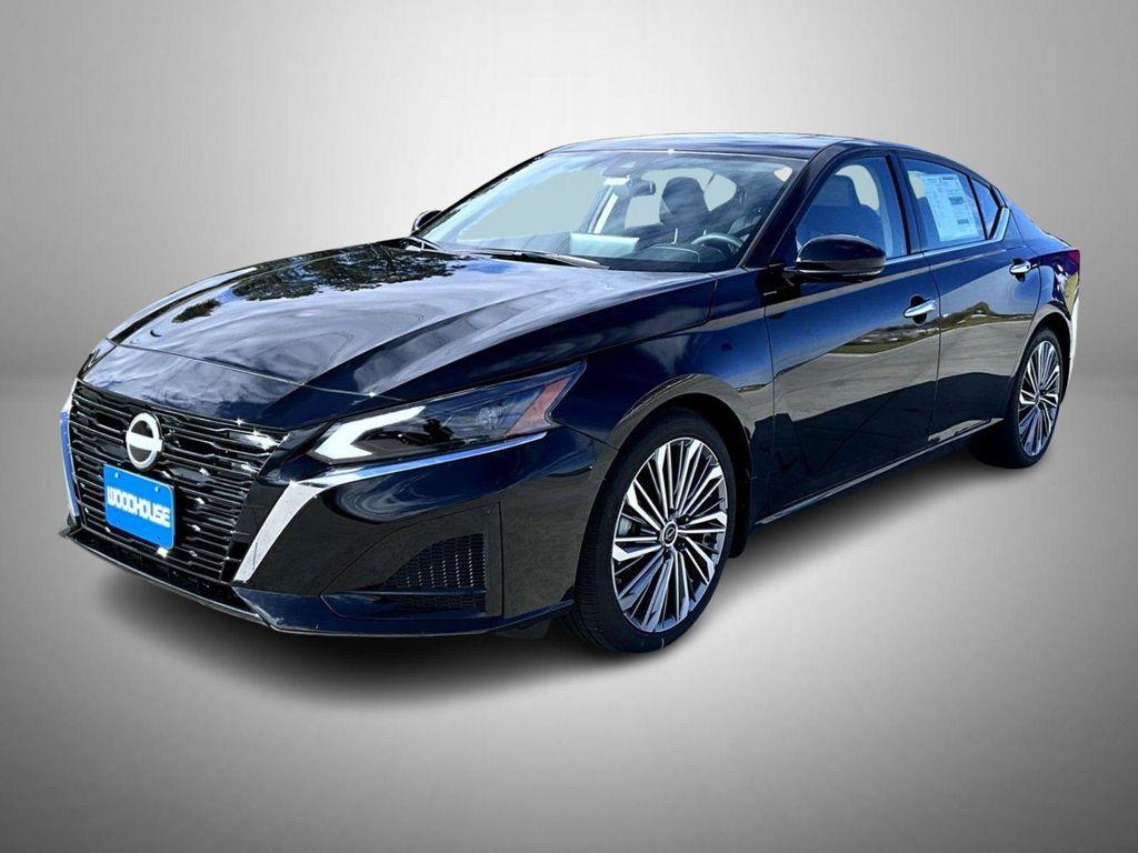 new 2025 Nissan Altima car, priced at $33,197
