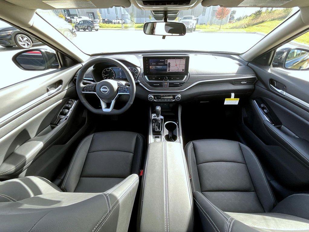 new 2025 Nissan Altima car, priced at $32,997