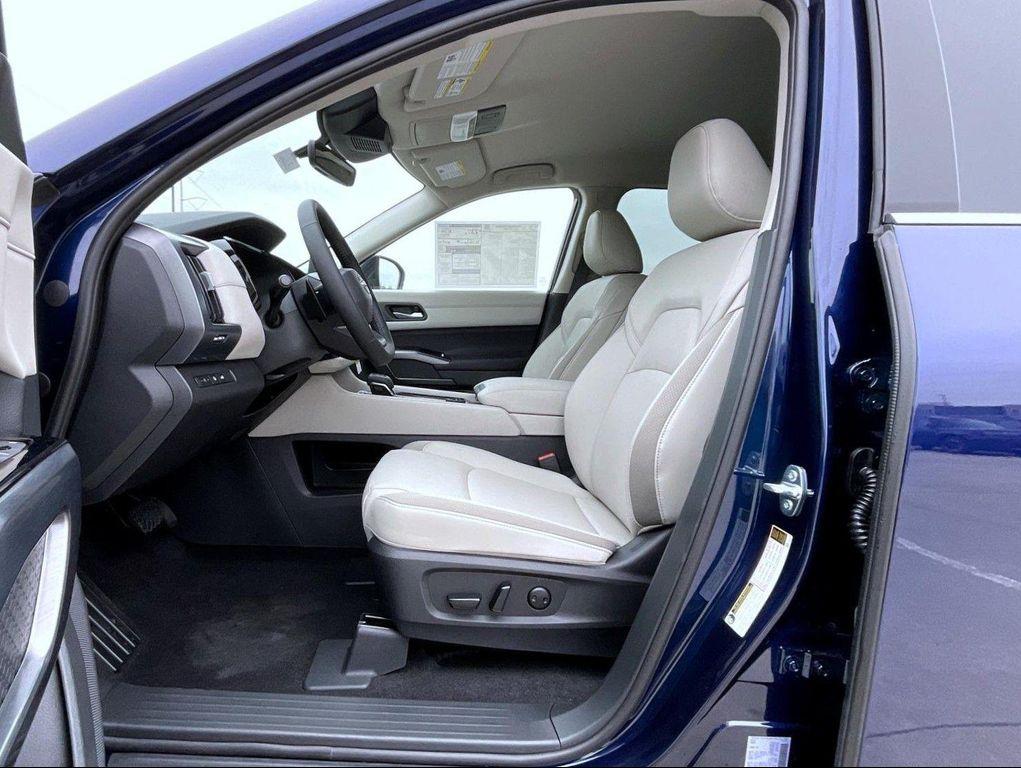 new 2026 Nissan Pathfinder car, priced at $44,409