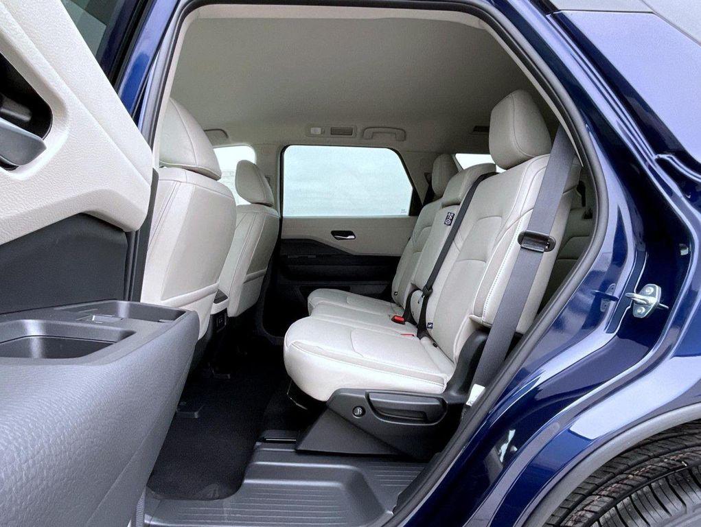 new 2026 Nissan Pathfinder car, priced at $44,409