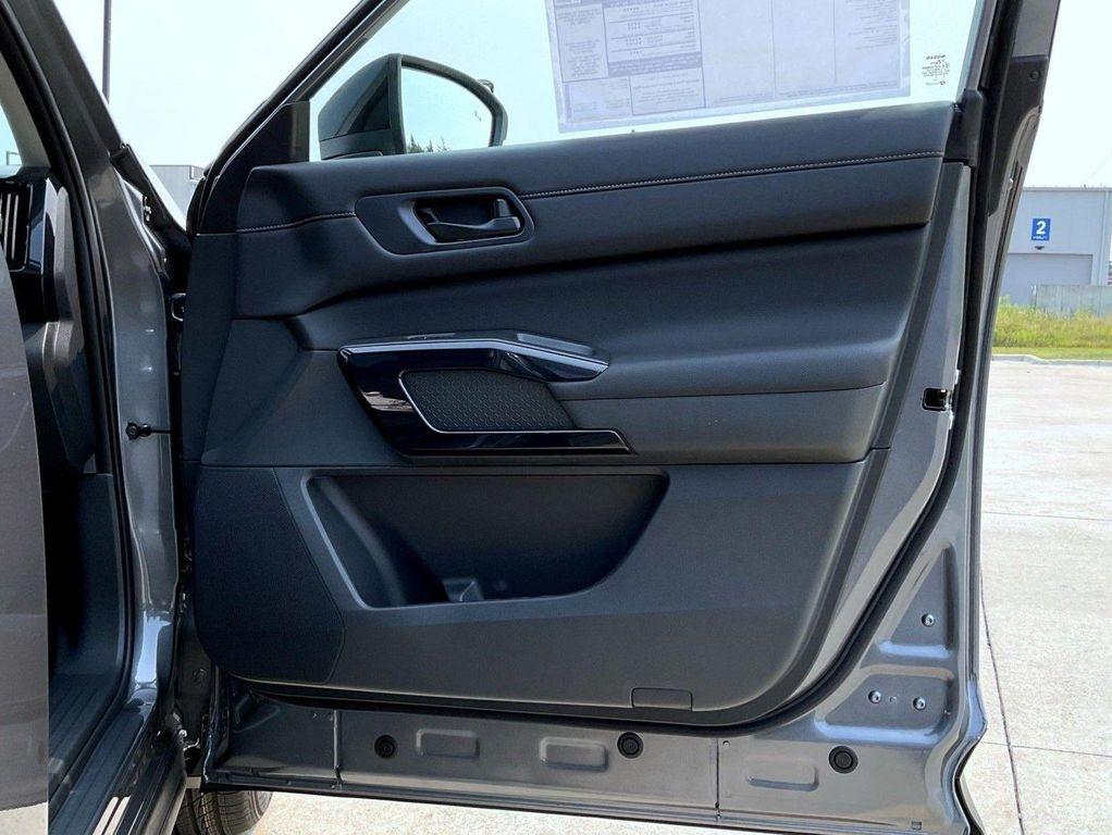 new 2026 Nissan Pathfinder car, priced at $41,449