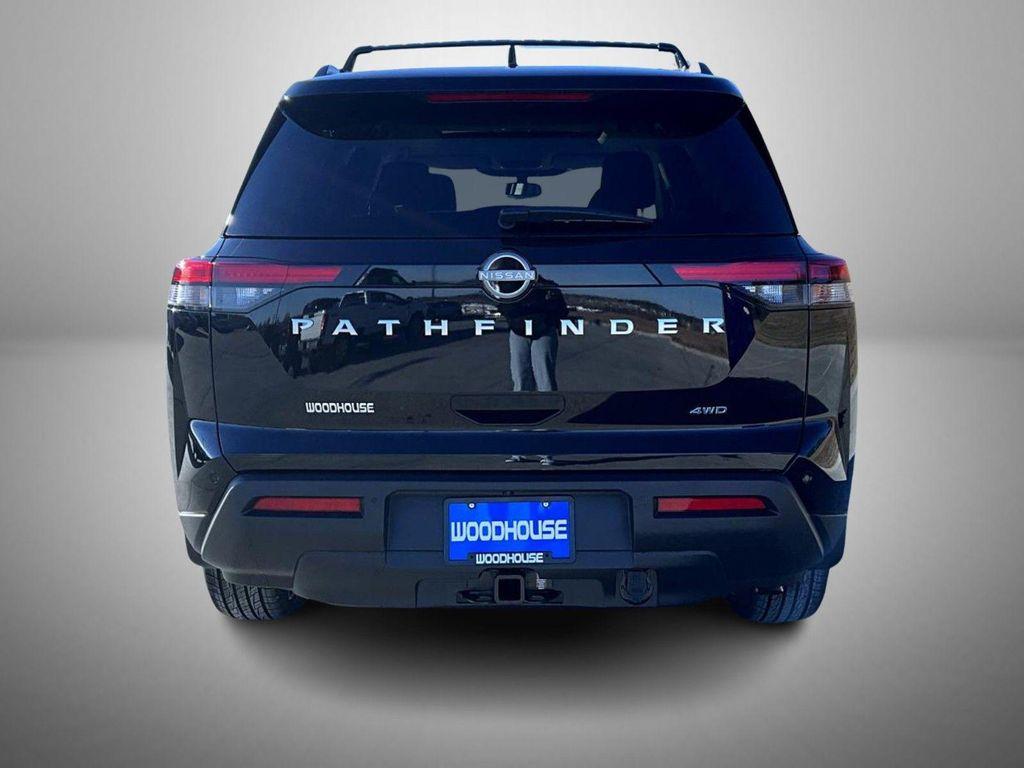 new 2025 Nissan Pathfinder car, priced at $37,575