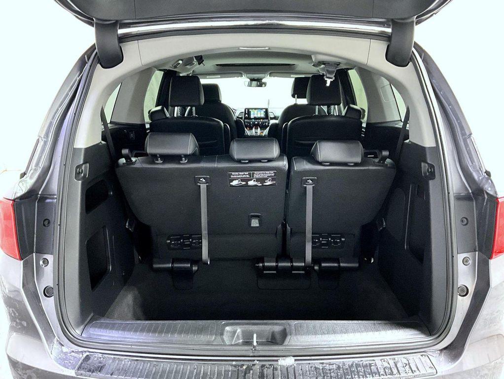 used 2020 Hyundai Santa Fe car, priced at $17,788