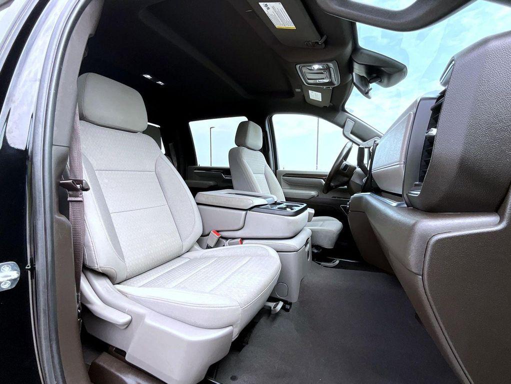 used 2024 Chevrolet Silverado 2500 car, priced at $56,992