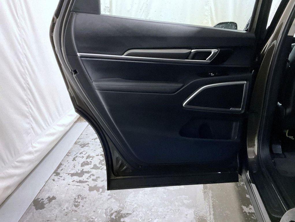 used 2025 Kia Telluride car, priced at $38,498