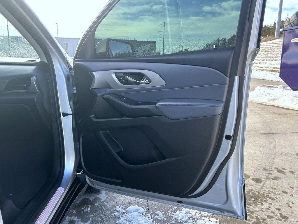 used 2018 Chevrolet Traverse car, priced at $16,551