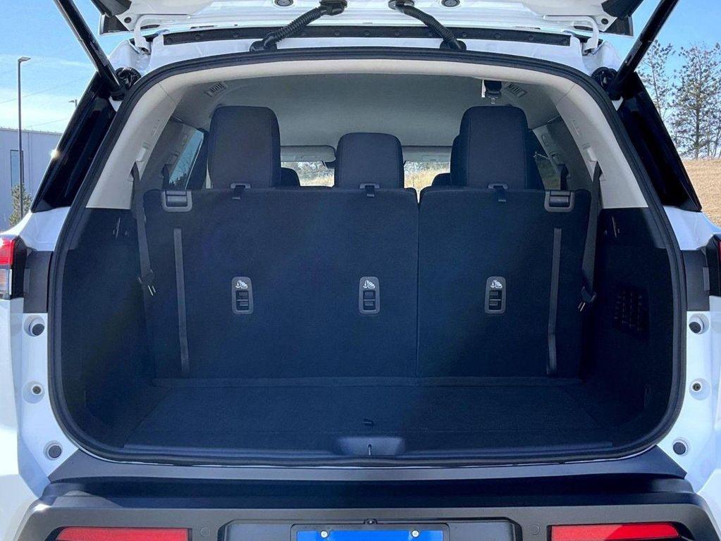 new 2026 Nissan Pathfinder car, priced at $41,984