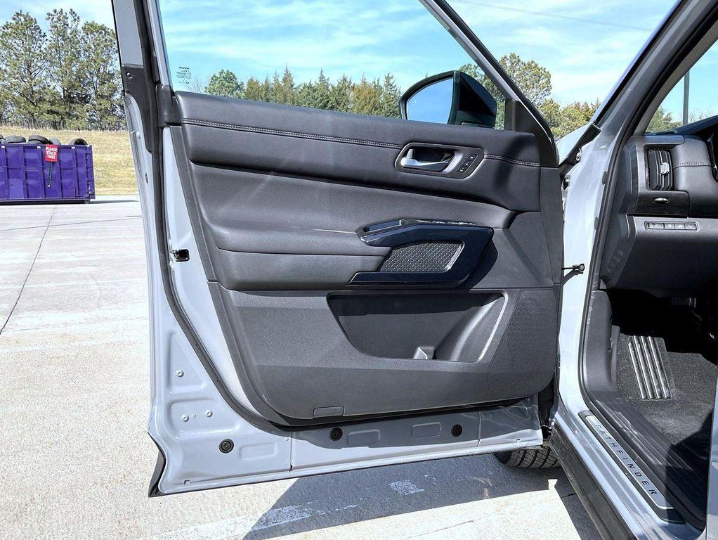 new 2026 Nissan Pathfinder car, priced at $52,653