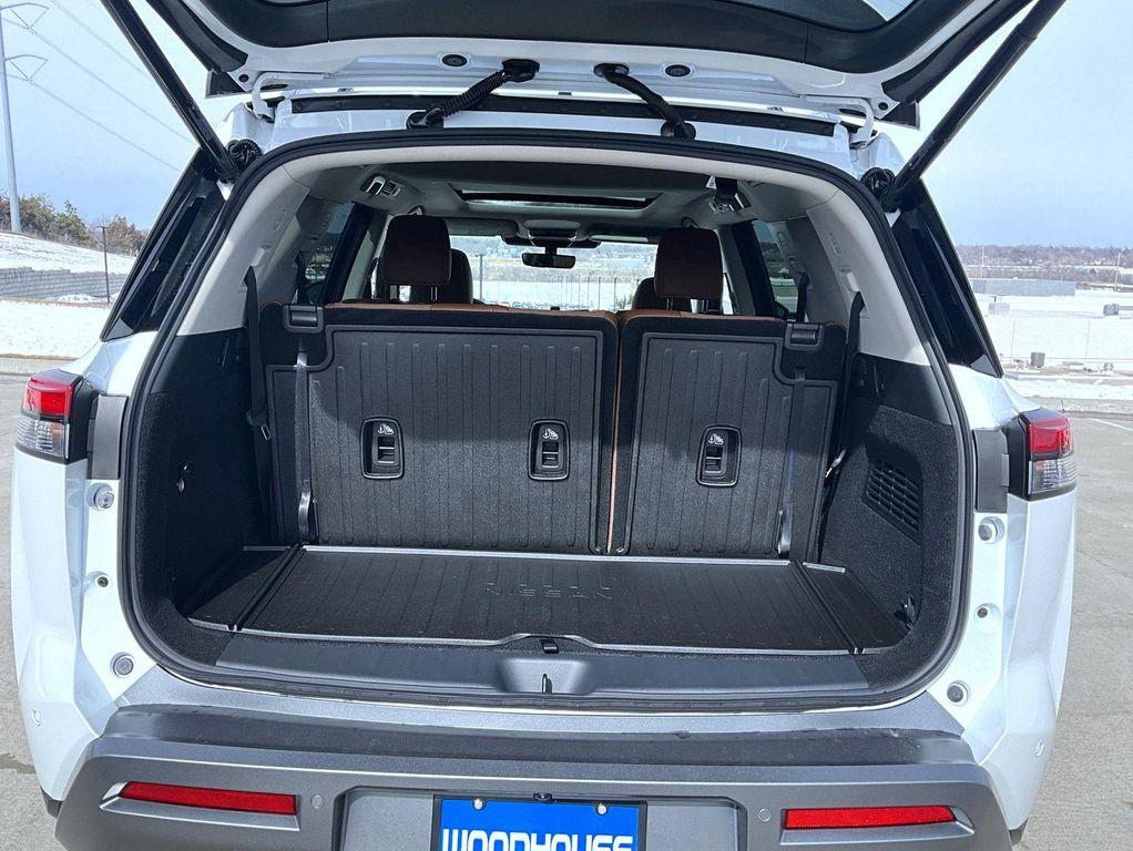 new 2026 Nissan Pathfinder car, priced at $52,689