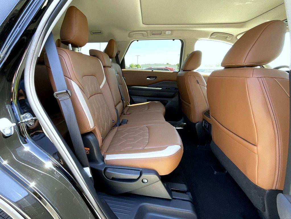 new 2026 Nissan Pathfinder car, priced at $51,538