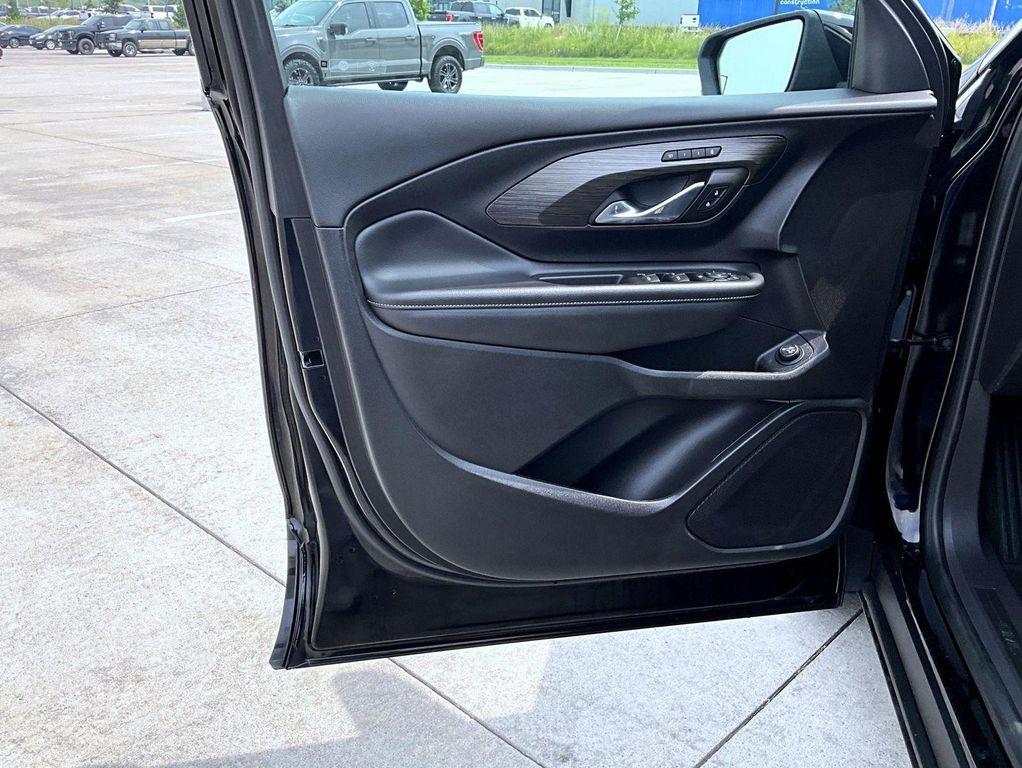 used 2024 GMC Terrain car, priced at $22,261