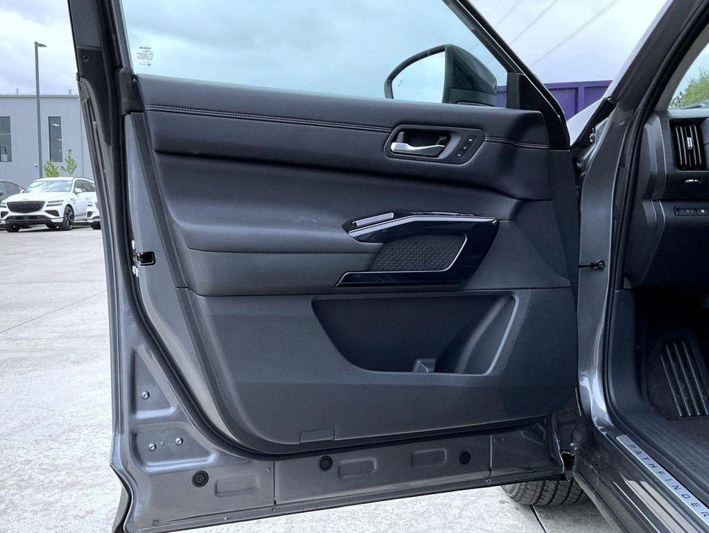 new 2026 Nissan Pathfinder car, priced at $50,023