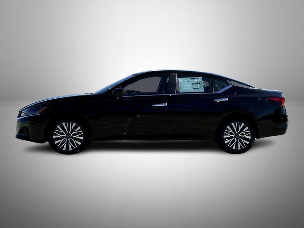 new 2025 Nissan Altima car, priced at $25,629