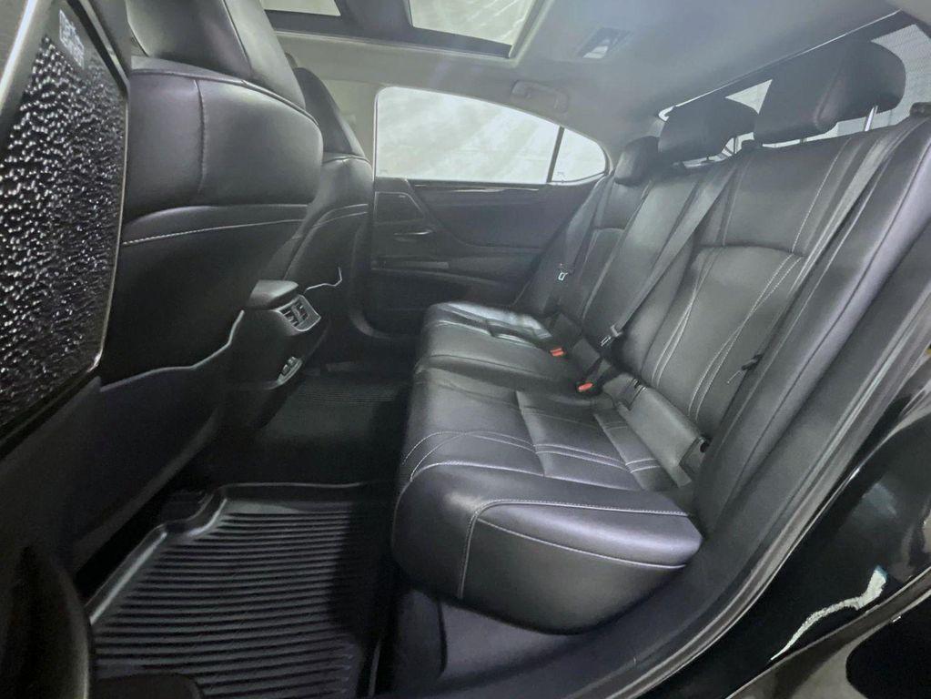 used 2019 Lexus ES 350 car, priced at $30,662