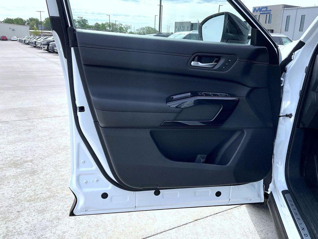 new 2026 Nissan Pathfinder car, priced at $52,538