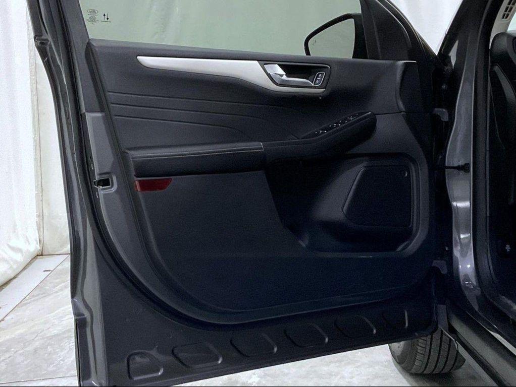 used 2022 Ford Escape car, priced at $22,651