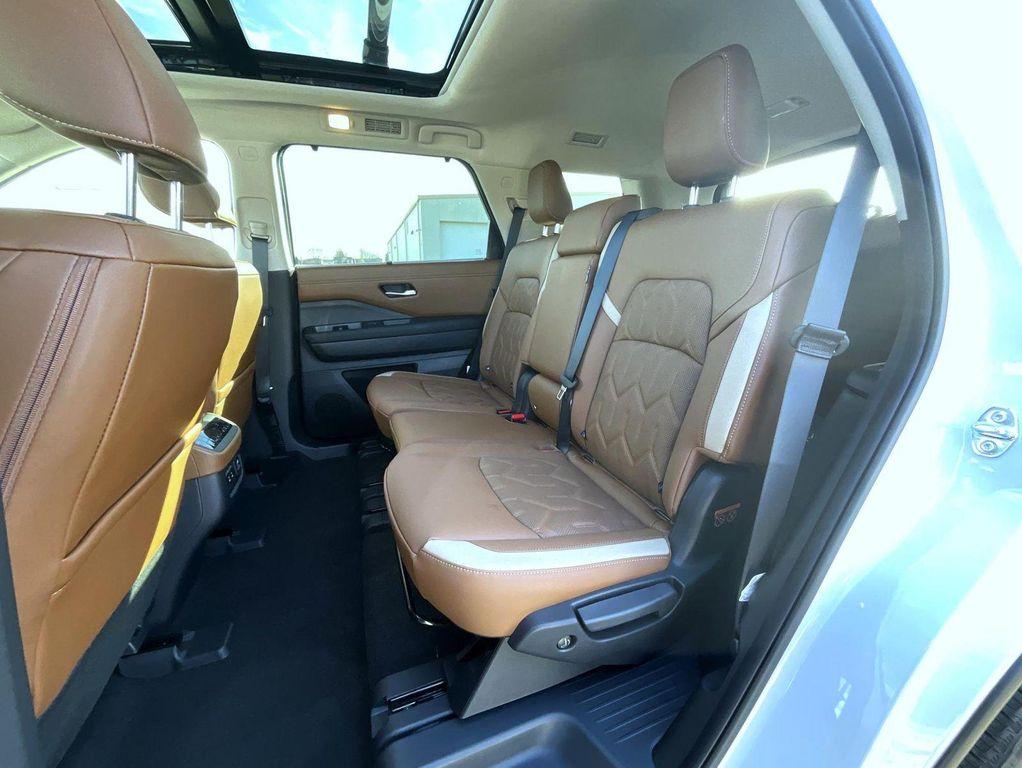 new 2026 Nissan Pathfinder car, priced at $52,139