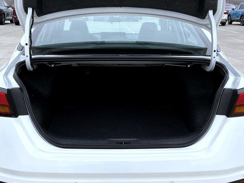 new 2025 Nissan Altima car, priced at $33,402