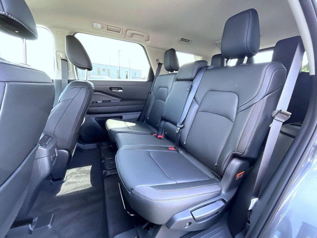 new 2026 Nissan Pathfinder car, priced at $43,959