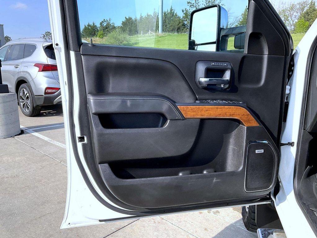used 2019 Chevrolet Silverado 2500 car, priced at $48,439