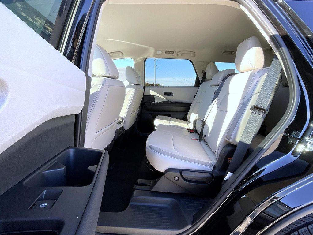 new 2026 Nissan Pathfinder car, priced at $44,409