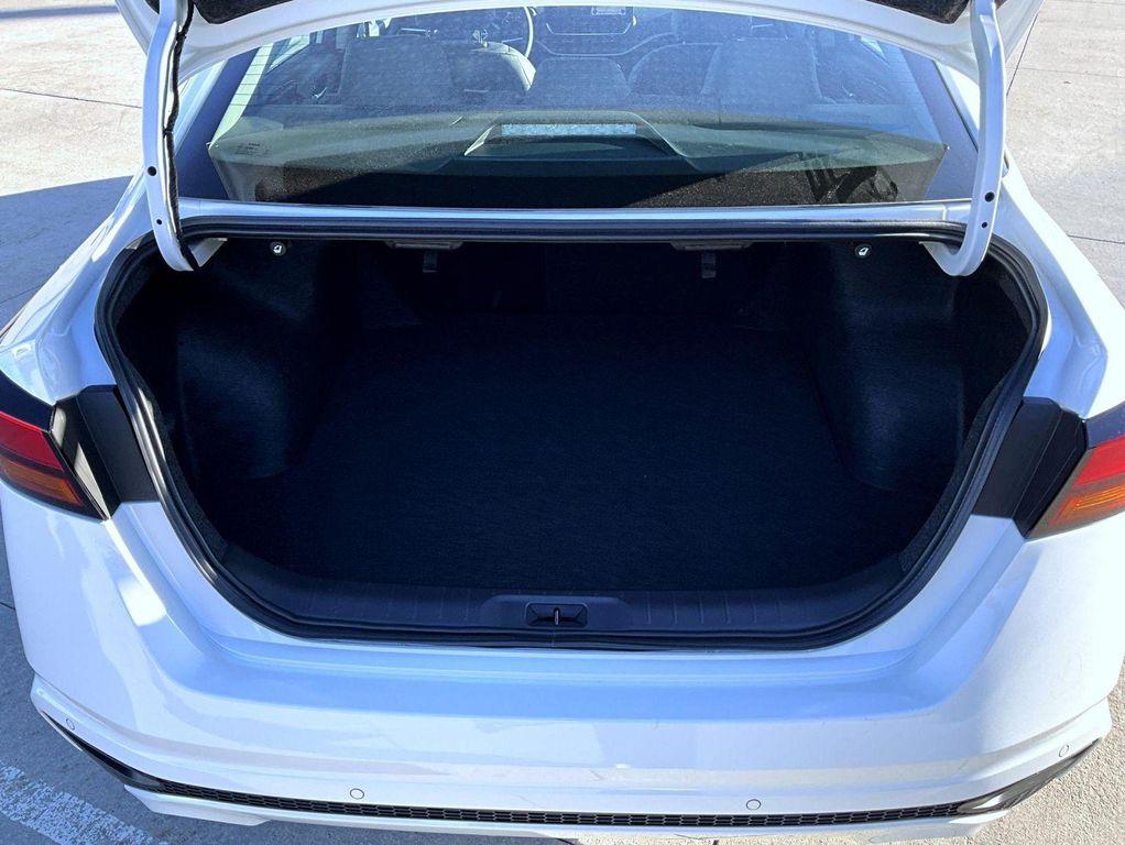 new 2025 Nissan Altima car, priced at $33,402