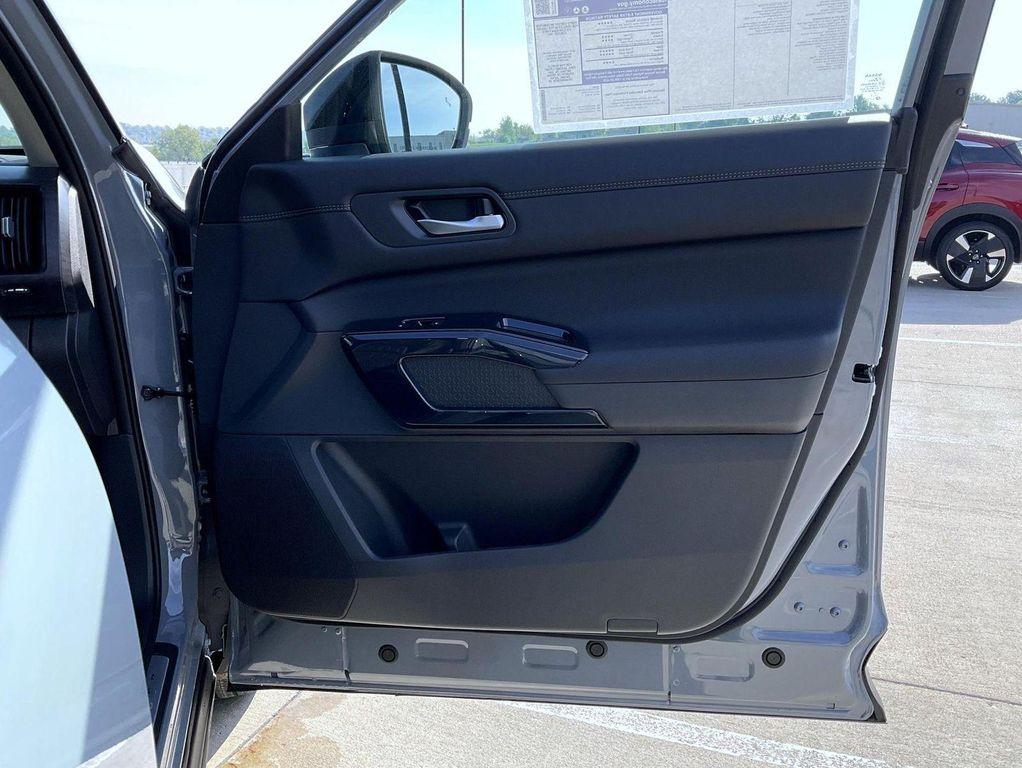 new 2026 Nissan Pathfinder car, priced at $52,538