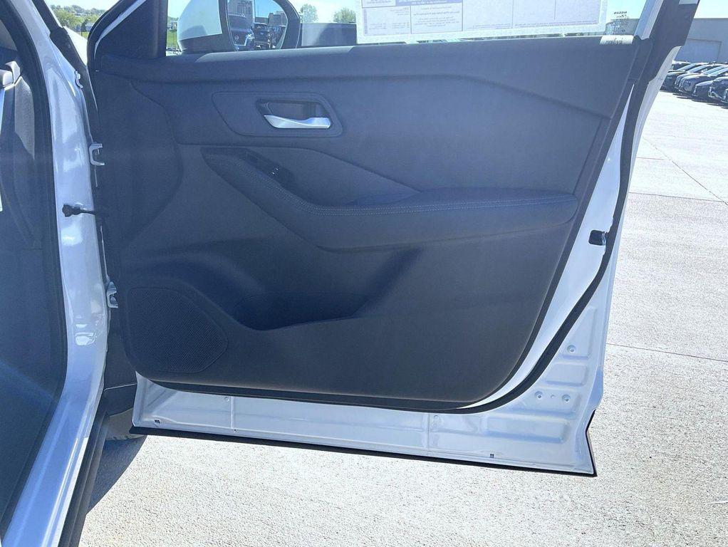 new 2026 Nissan Rogue car, priced at $31,898