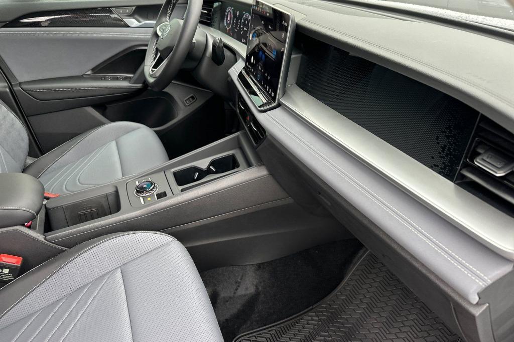 new 2026 Volkswagen Tiguan car, priced at $34,681