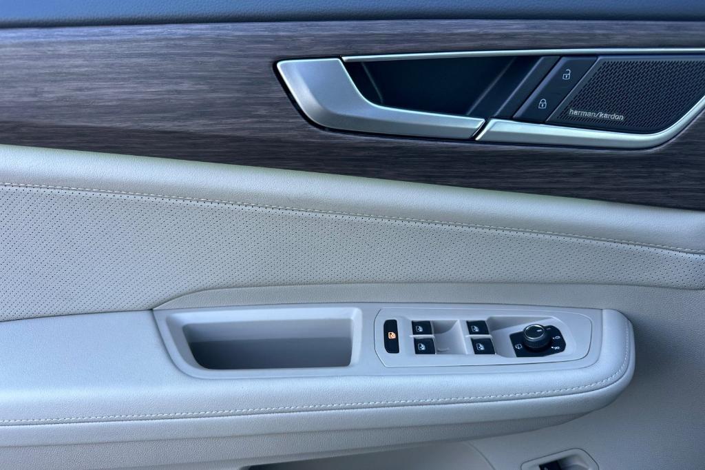 new 2026 Volkswagen Atlas car, priced at $56,044