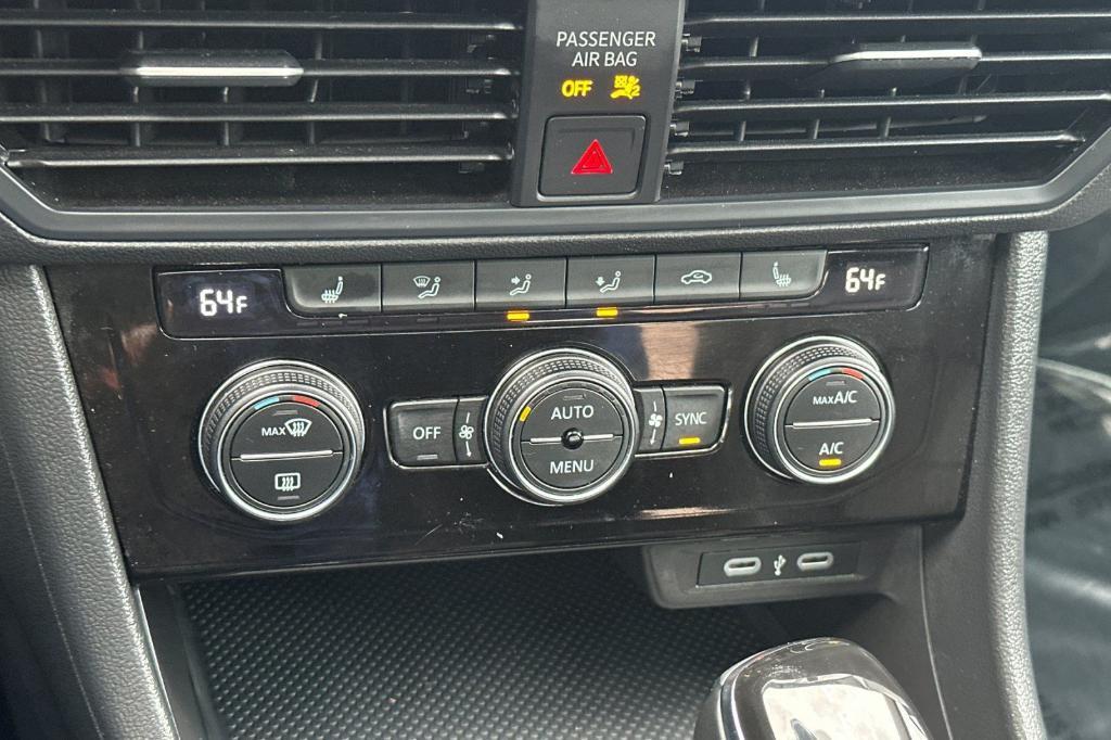 used 2024 Volkswagen Jetta car, priced at $19,995