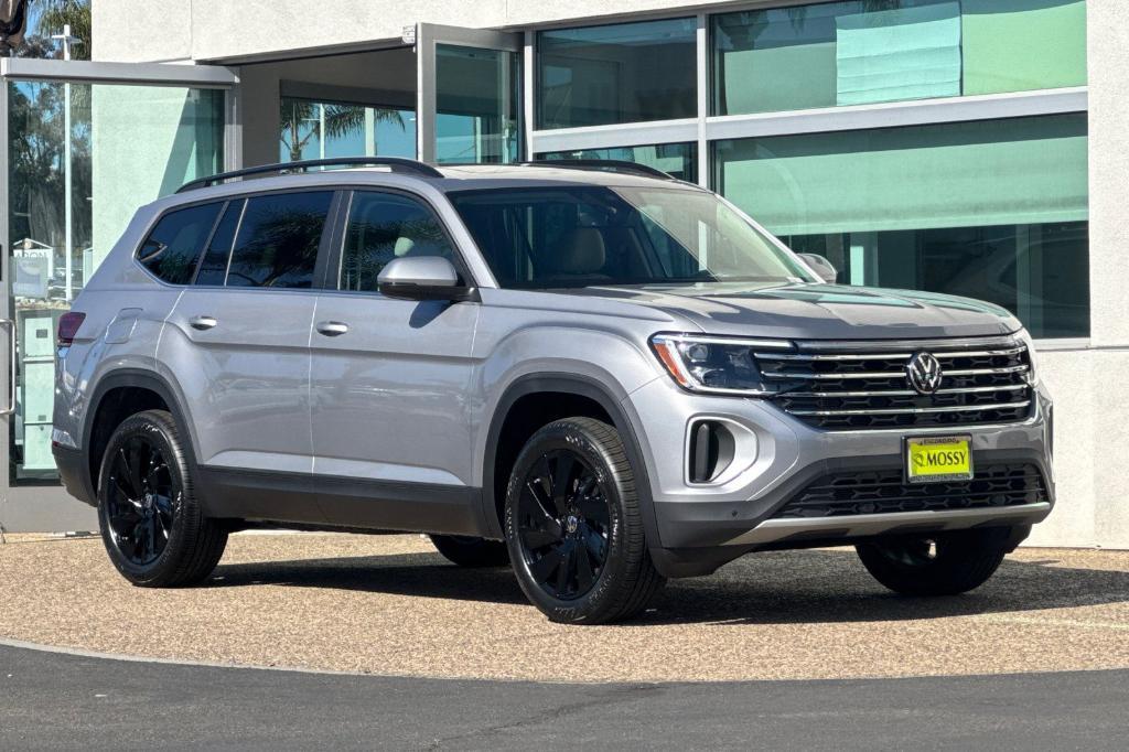 new 2026 Volkswagen Atlas car, priced at $45,007
