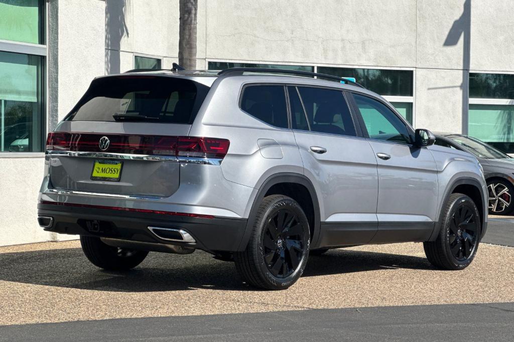 new 2026 Volkswagen Atlas car, priced at $45,007
