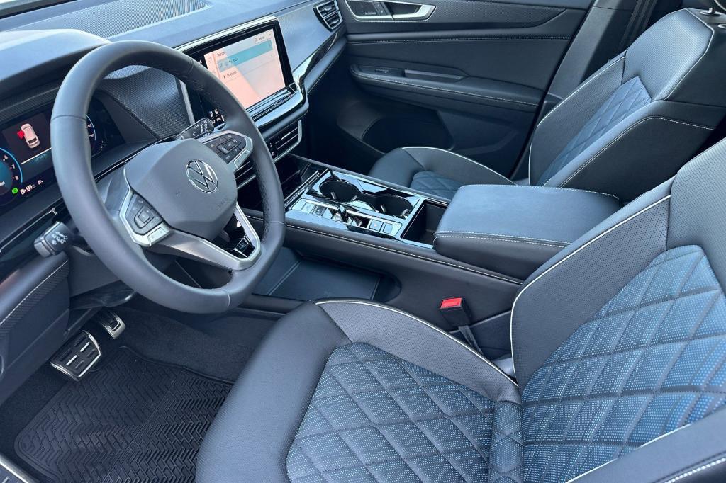 new 2025 Volkswagen Atlas Cross Sport car, priced at $47,281