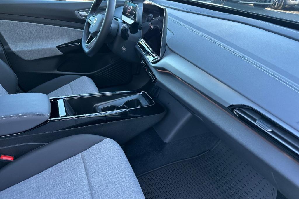 new 2025 Volkswagen ID.4 car, priced at $39,972