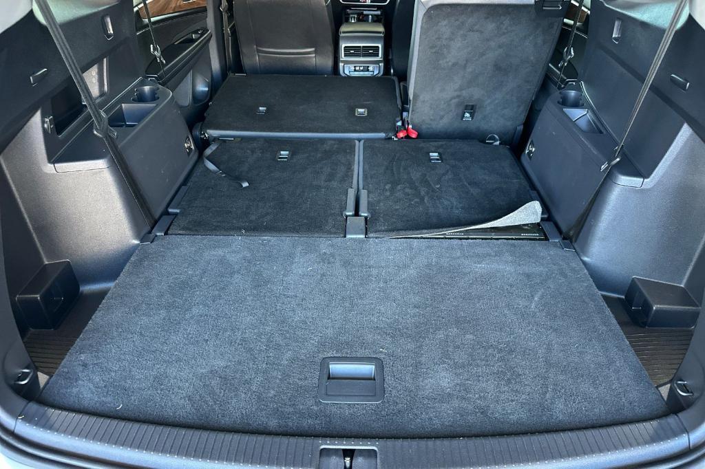 used 2024 Volkswagen Atlas car, priced at $27,988