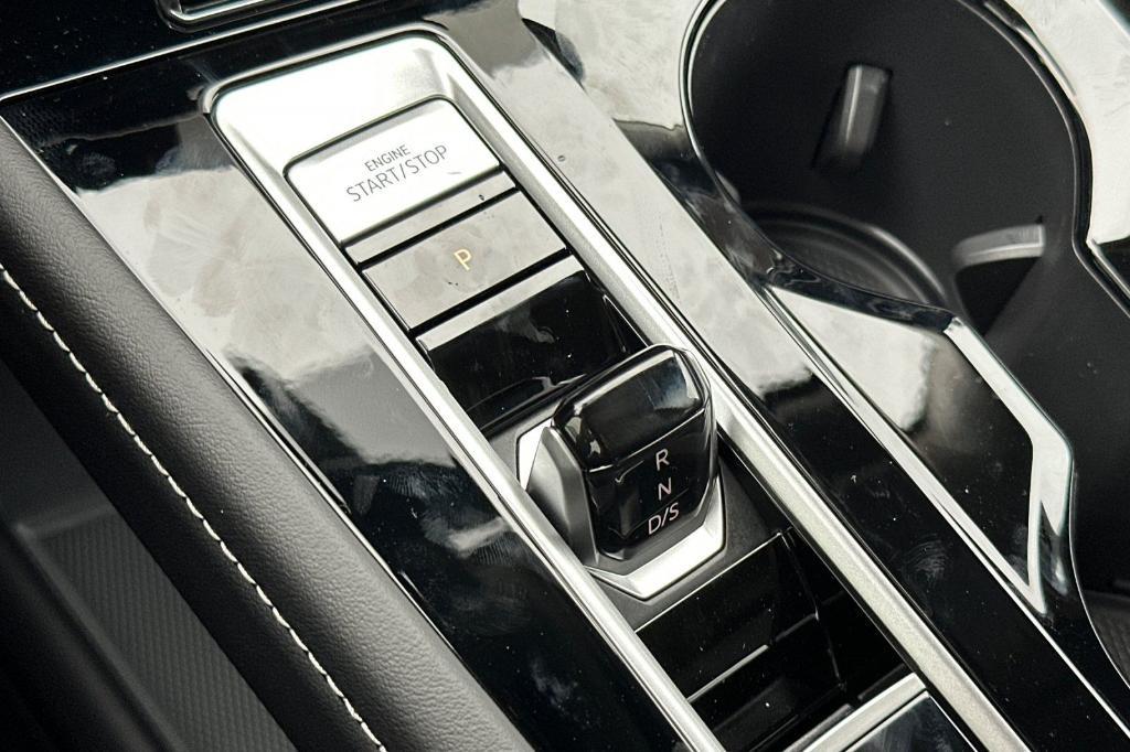 new 2026 Volkswagen Atlas car, priced at $47,949