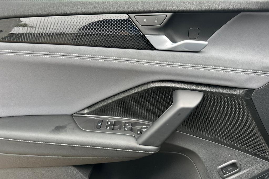 new 2026 Volkswagen Tiguan car, priced at $34,837