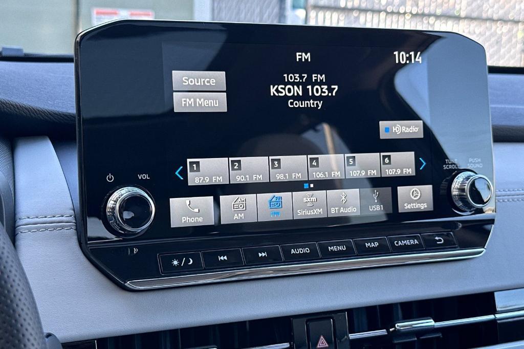 new 2025 Mitsubishi Outlander PHEV car, priced at $45,525