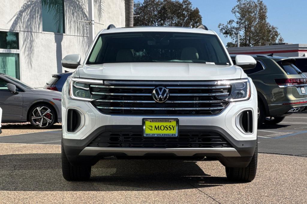 new 2026 Volkswagen Atlas car, priced at $45,050