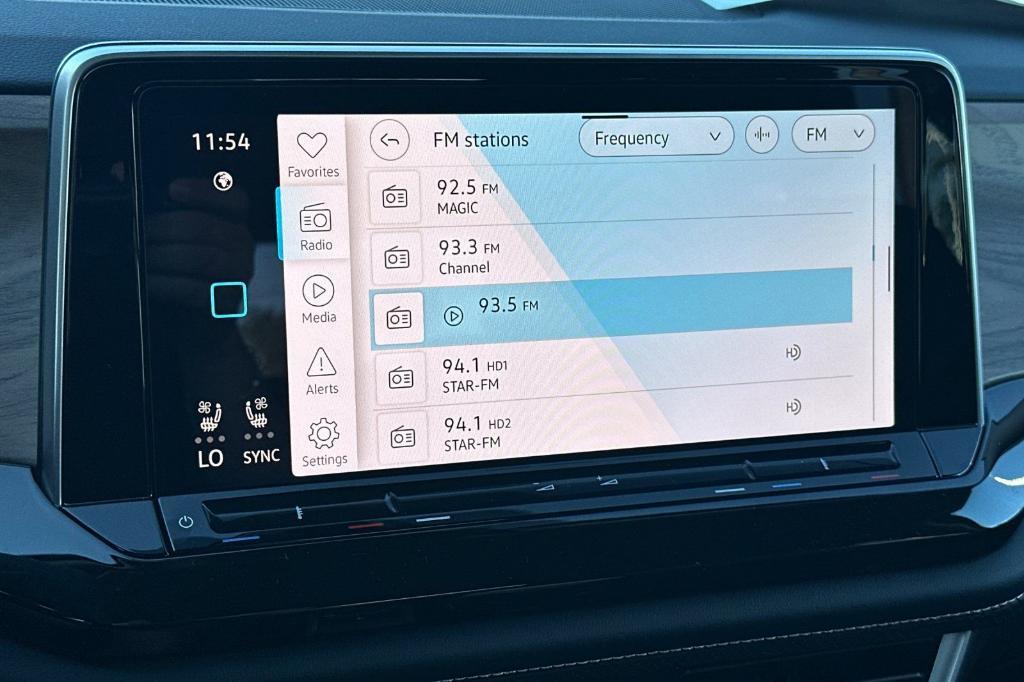 new 2026 Volkswagen Atlas car, priced at $45,050