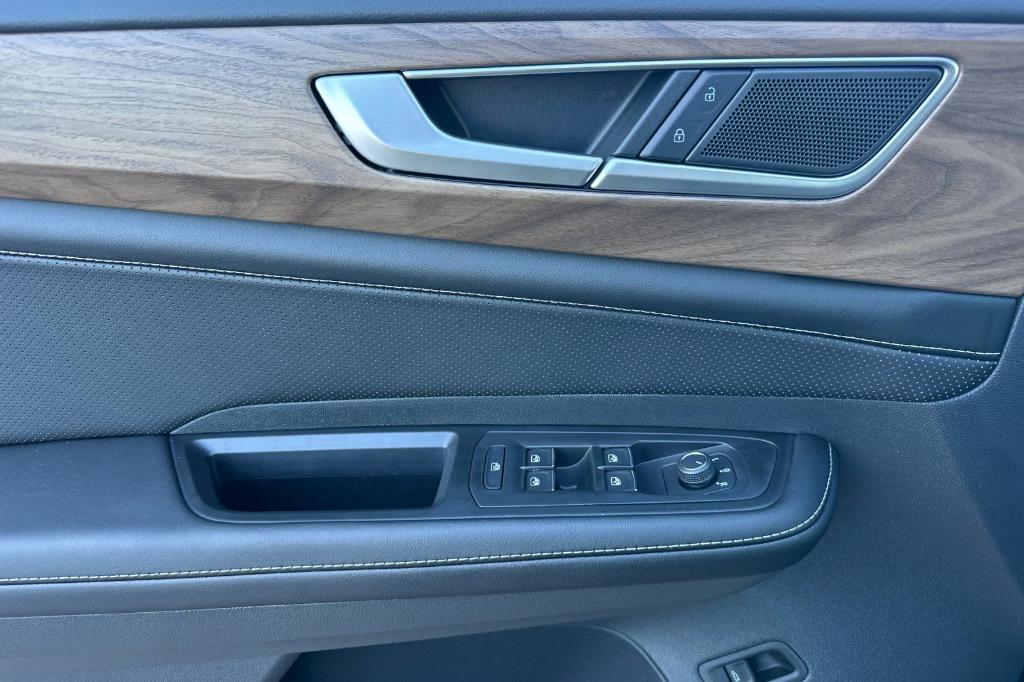 new 2026 Volkswagen Atlas car, priced at $45,050