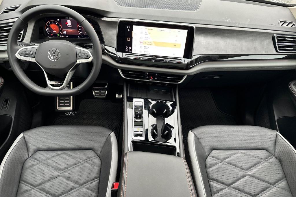 new 2026 Volkswagen Atlas car, priced at $48,003